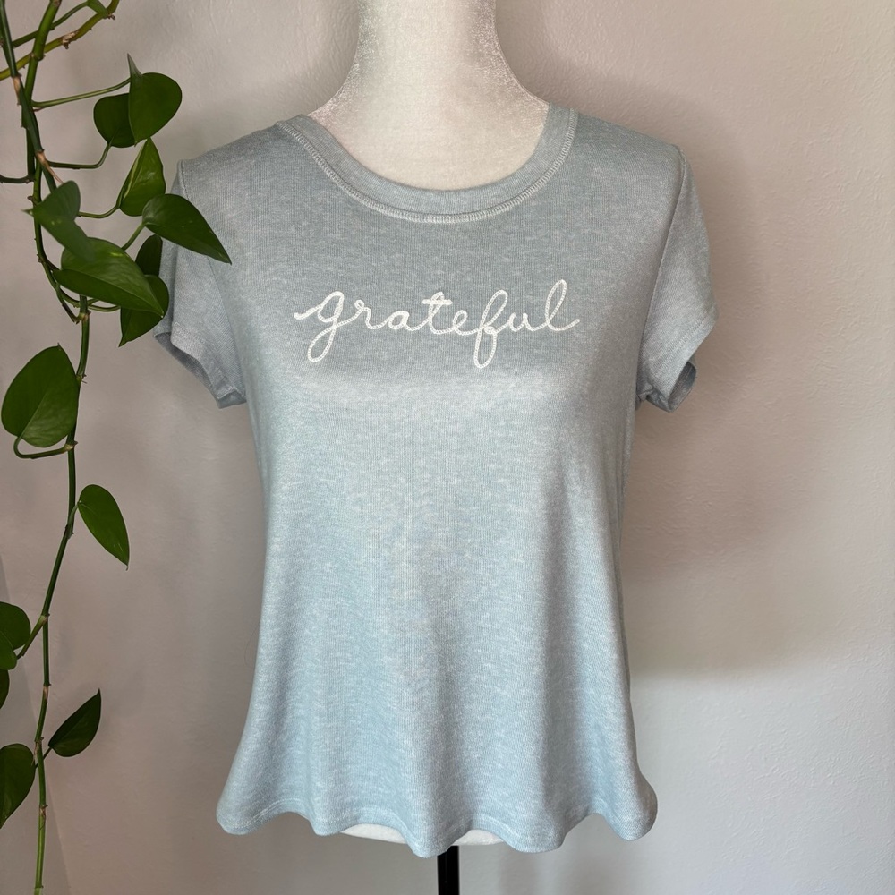Laura Ashley “grateful” T-Shirt Size M